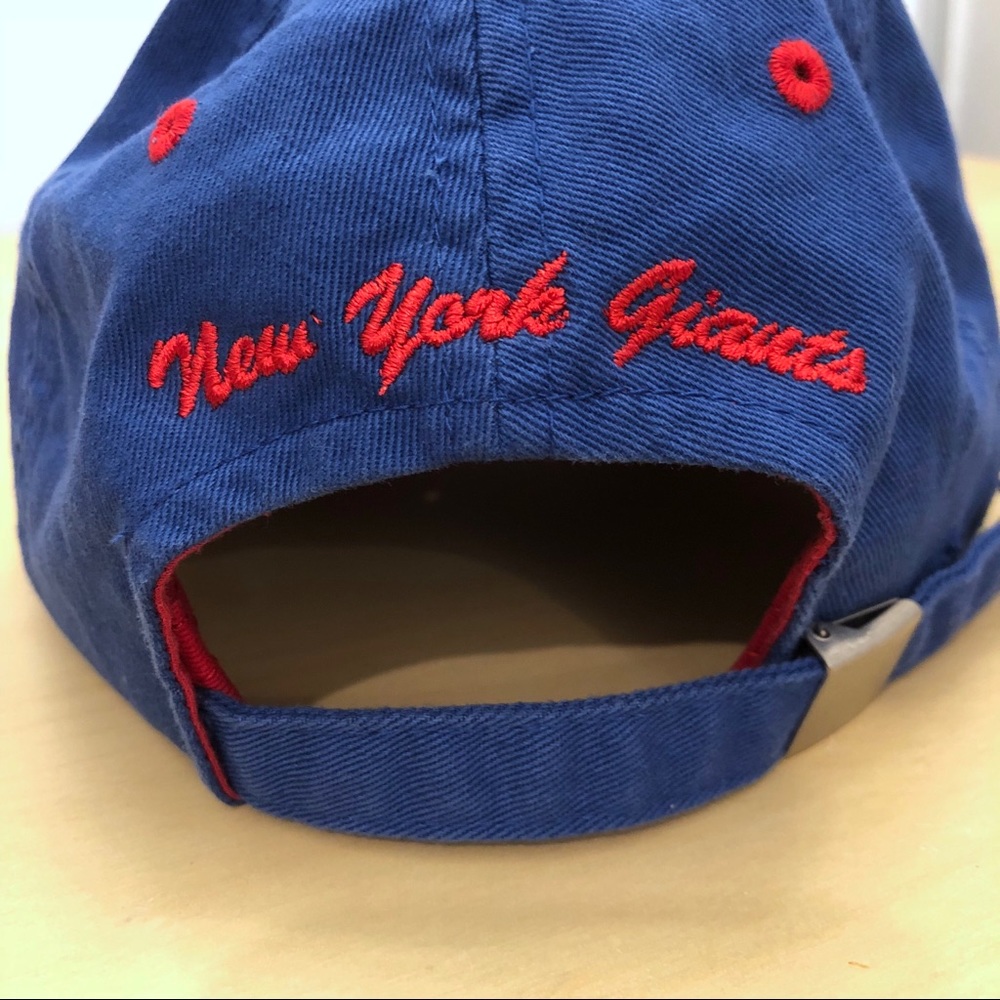 NFL New York Giants Strapback (Dad Hat) - Picture 3 of 6